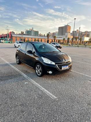PEUGEOT 208 1.6 GRIFFE 16V FLEX 4P AUTOMÁTICO PEUGEOT 208 1.6 GRIFFE 16V FLEX 4P AUTOMÁTICO